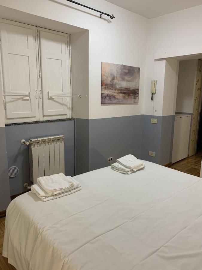 B&S Domus Colosseo 로마 외부 사진